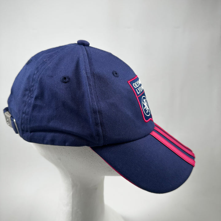 Olympique Lyonnais keps Adidas mörkblå/ceriseröd
