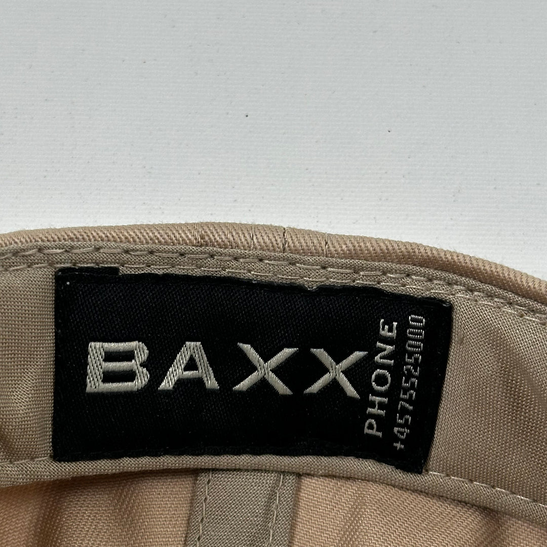 Beige BAXX keps med unikt broderemblem