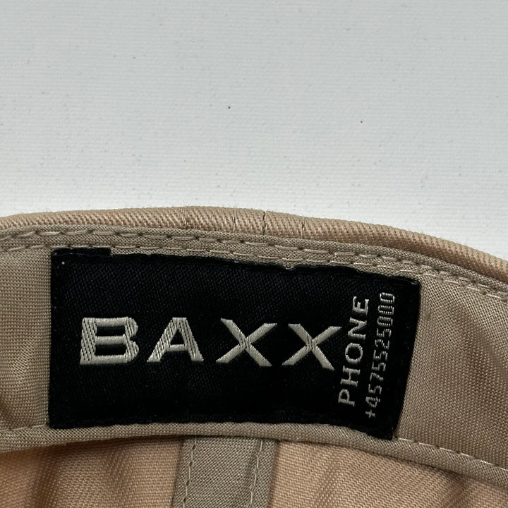 Beige BAXX keps med unikt broderemblem