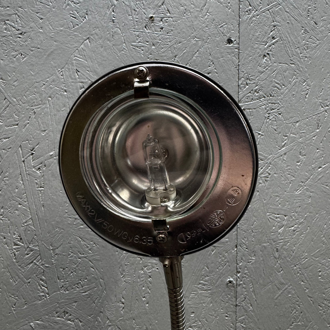 Retro golvlampa i borstat stål