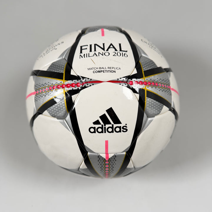 Adidas Fotboll Milano 2016 Replica Unik