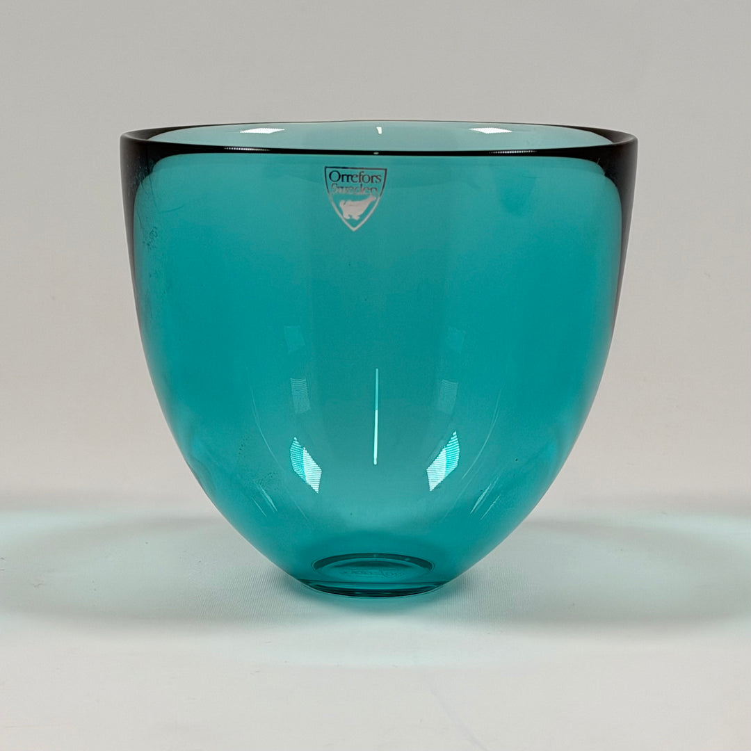 Orrefors turkos glasvas elegant svensk design