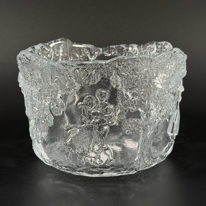 Unik retro Kosta Bida glasvas med etsade motiv