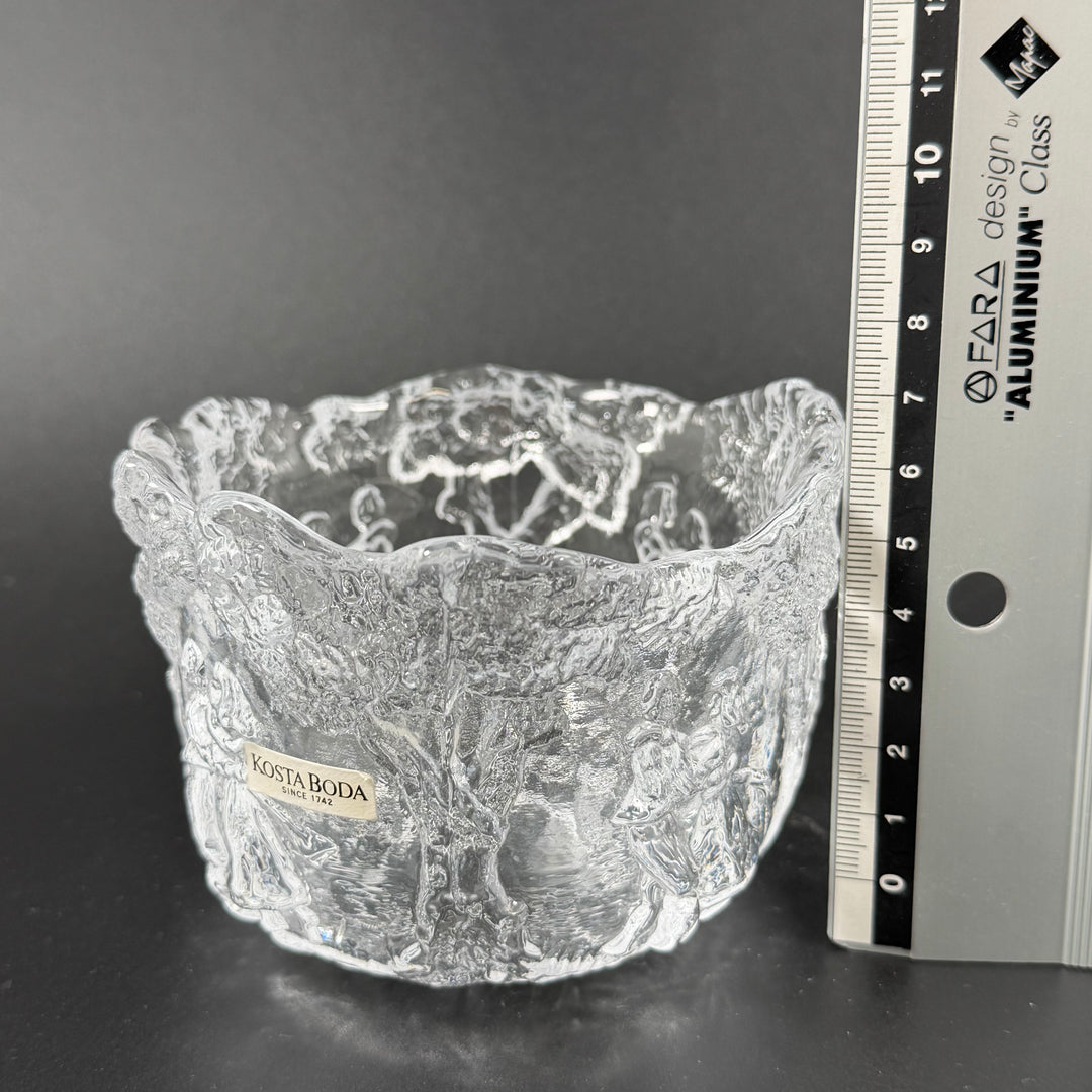 Kosta Boda glasskål ljuslykta med reliefmotiv