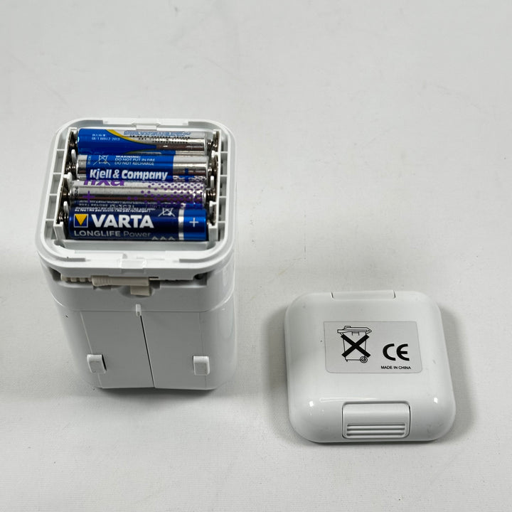 Kompakt högtalarsystem från Sharp i plast