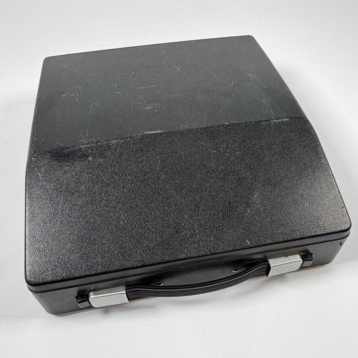 Retro gul portabel manuell skrivmaskin med fodral