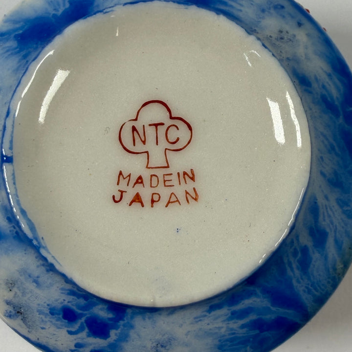 Retro japanskt espressoset i porslin med drakmotiv