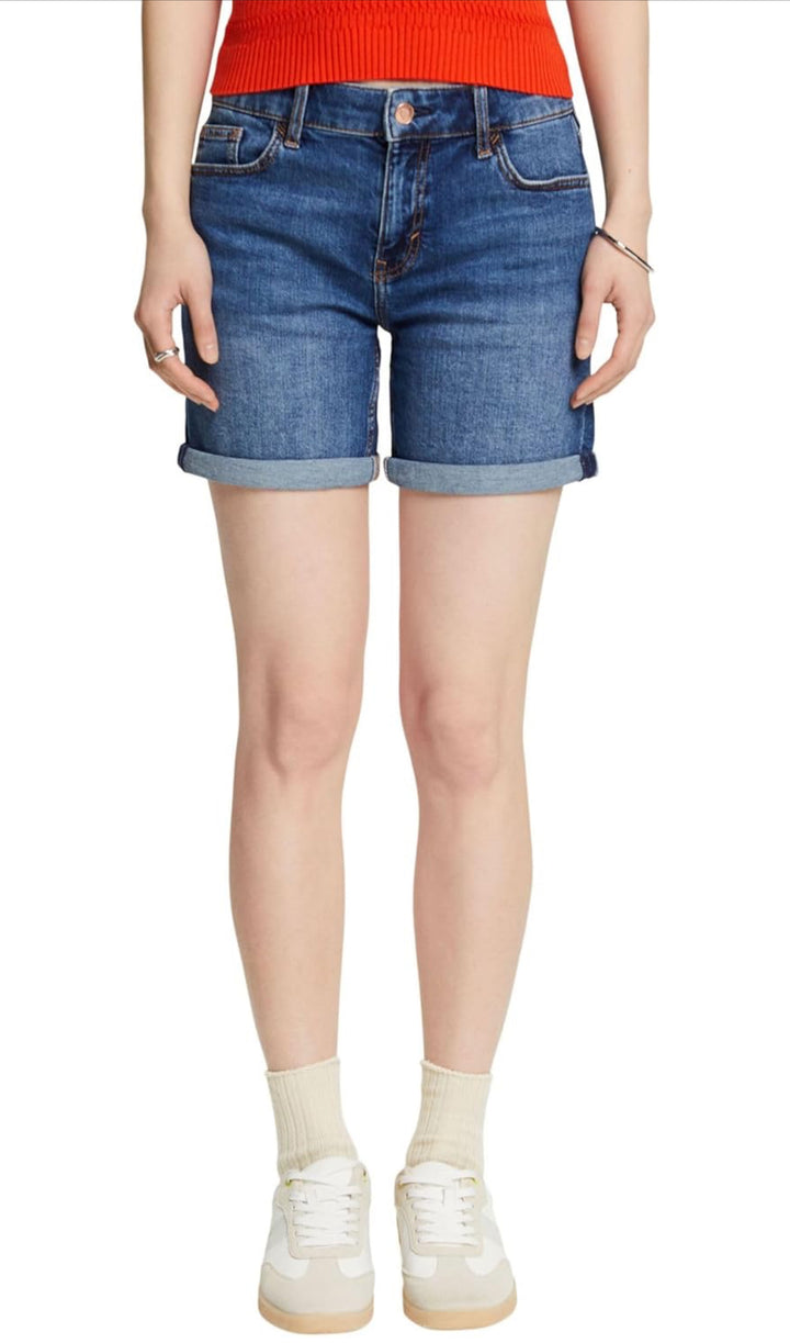 Esprit Jeansshorts i denim med uppvikta kanter
