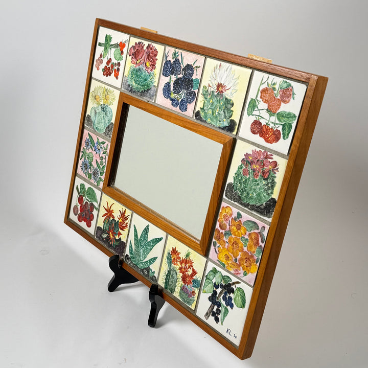 Retro väggspegel trä med kakelblommor