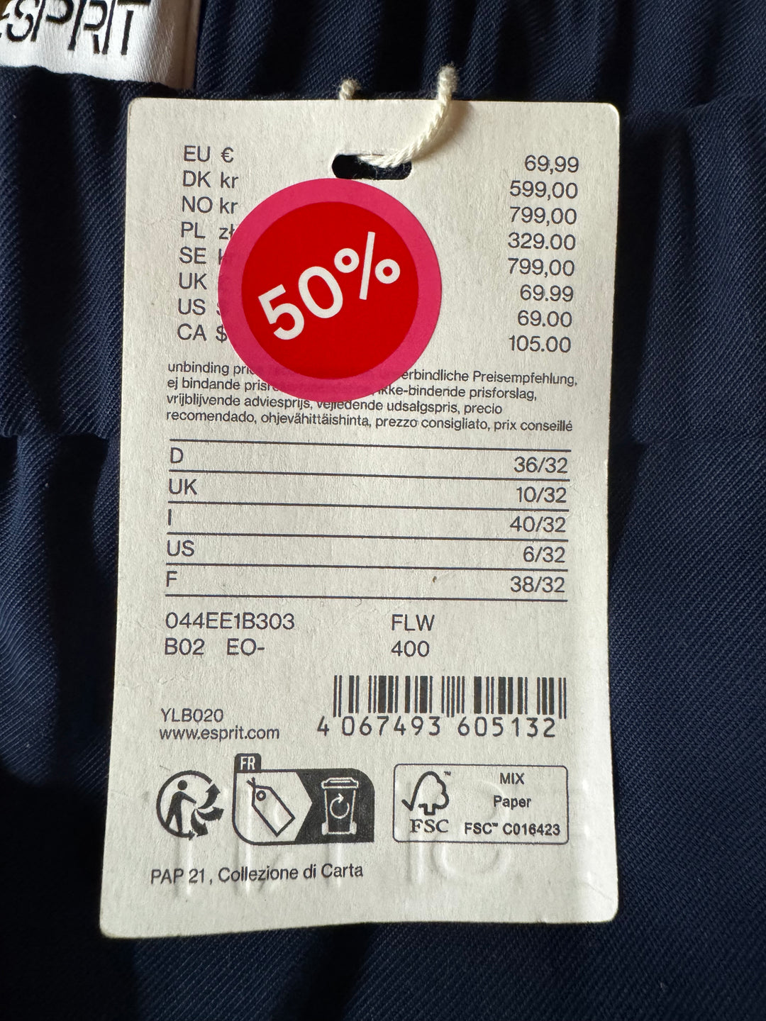 Marinblå vida byxor i crepe från Esprit