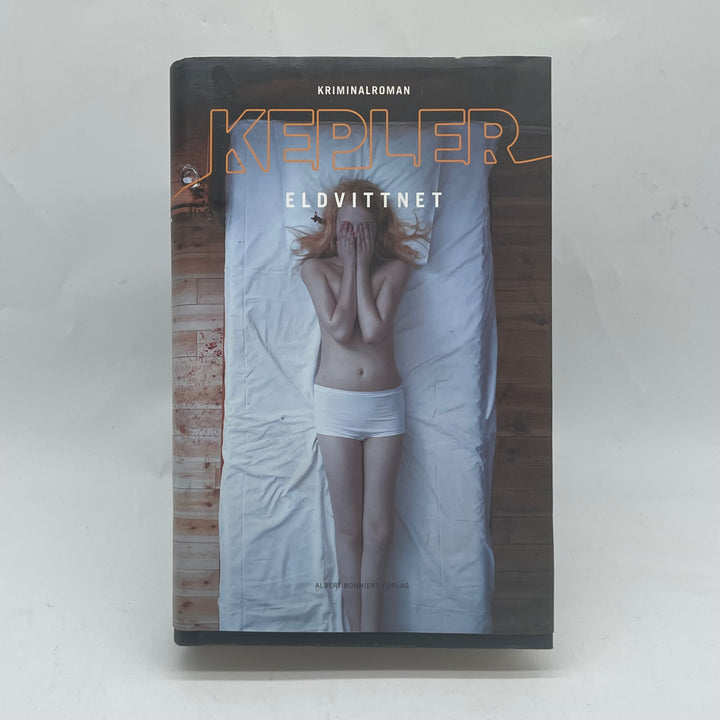 Spännande Kriminalroman Lars Kepler "Eldvittnet"