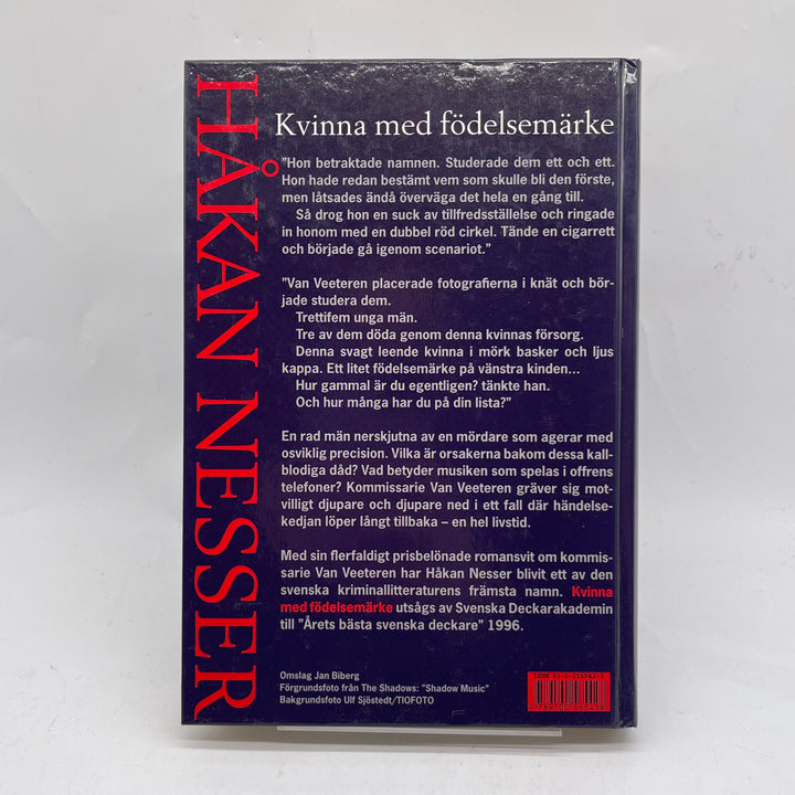 "Kvinna med födelsemärke" av Håkan Nesser