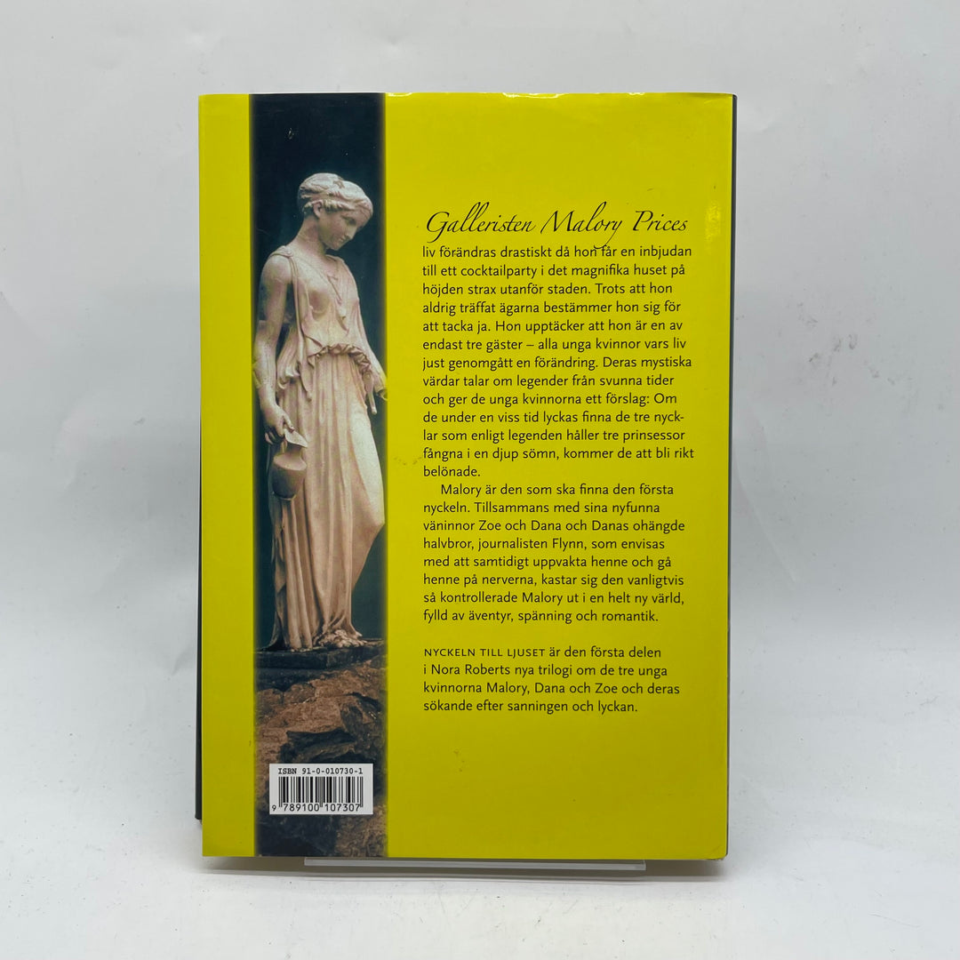 Nora Roberts bok Nyckeln till ljuset