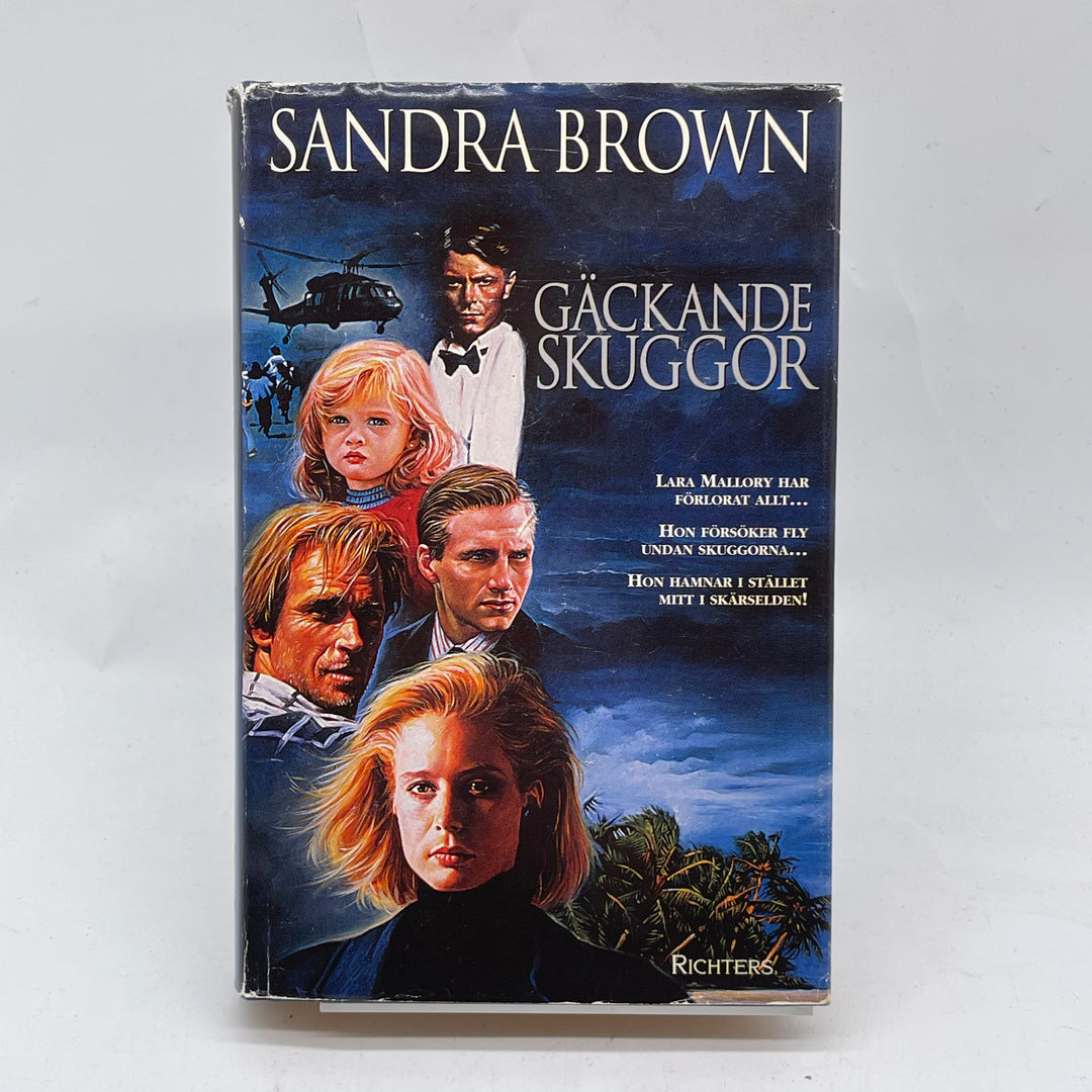 "Gäckande skuggor" av Sandra Brown thrillerbok
