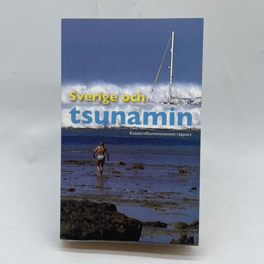 Sverige och tsunamin Bok av Lind & Co