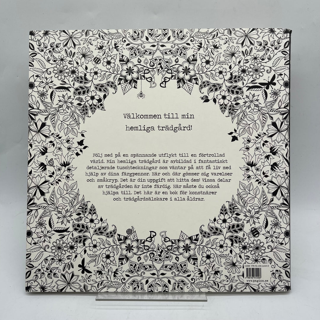 Hemliga Trädgården målarbok av Johanna Basford