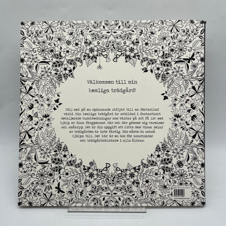 Hemliga Trädgården målarbok av Johanna Basford