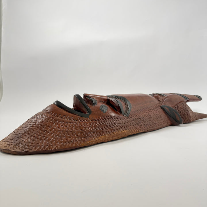 Unik trämask i elegant retrodesign