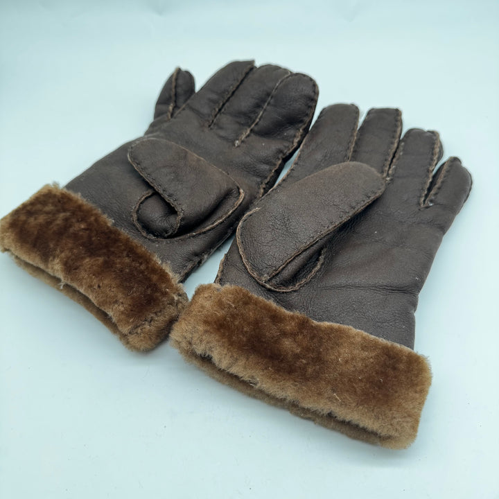 Eleganta läderhandskar med fuskpälskant