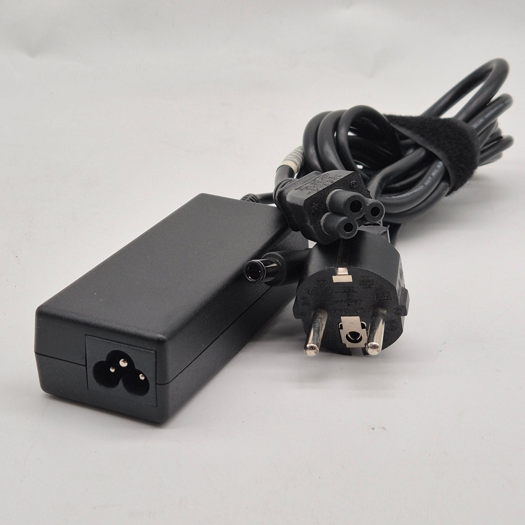 HP Nätadapter i Mycket Gott Skick