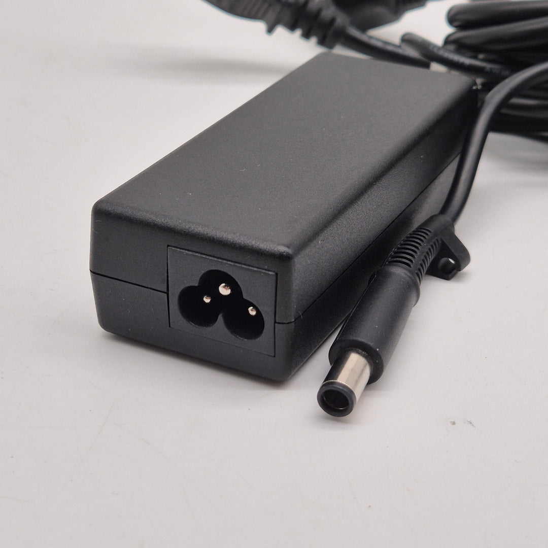 HP Nätadapter i Mycket Gott Skick