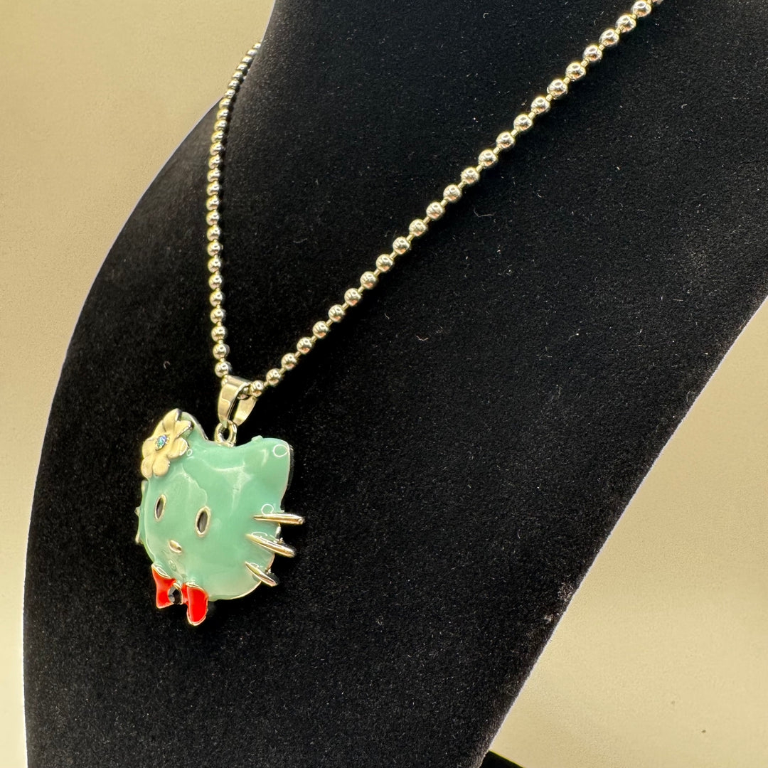 Jadegrön Kattfigurhalsband med Blomdekor