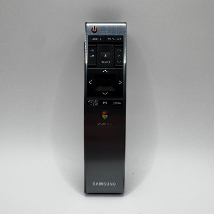 Samsung fjärrkontroll metallfinish elegant design