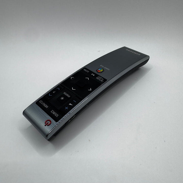 Samsung fjärrkontroll metallfinish elegant design