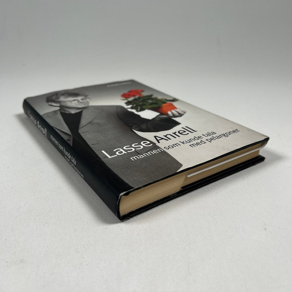 Begagnad Bok: Lasse Anrell - Mannen och Pelargonerna - Homy Secondhand Online