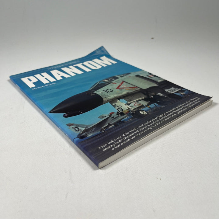 Phantom: Historia om legendariska stridsflygplan - Homy Secondhand Online