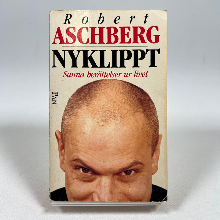 Robert Aschberg "Nyklippt" - Sanna Berättelser från Livet - Homy Secondhand Online