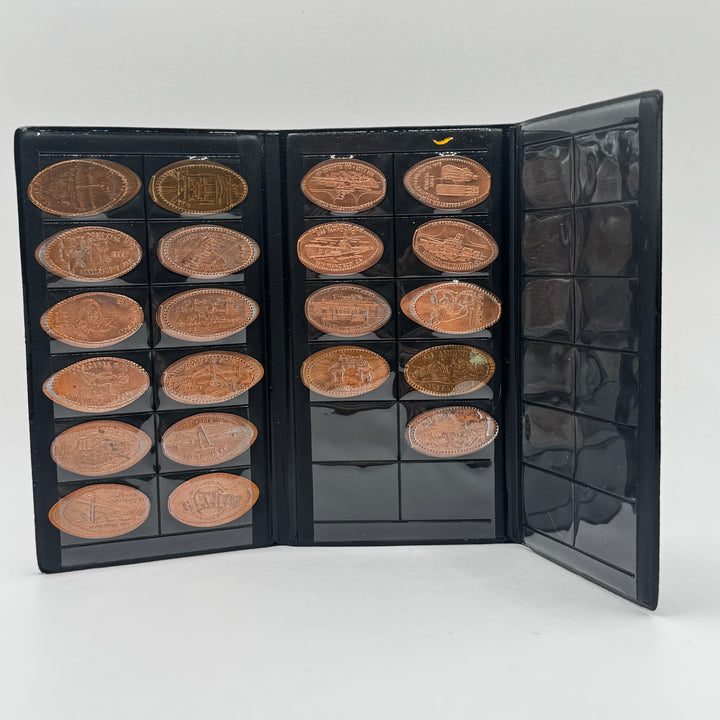Retro samling präglade mynt i pärm