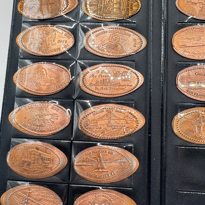 Retro samling präglade mynt i pärm