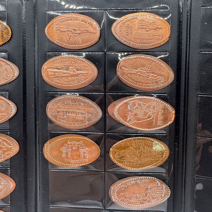 Retro samling präglade mynt i pärm