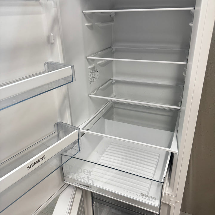 Modern Siemens kyl och fryskombination begagnad