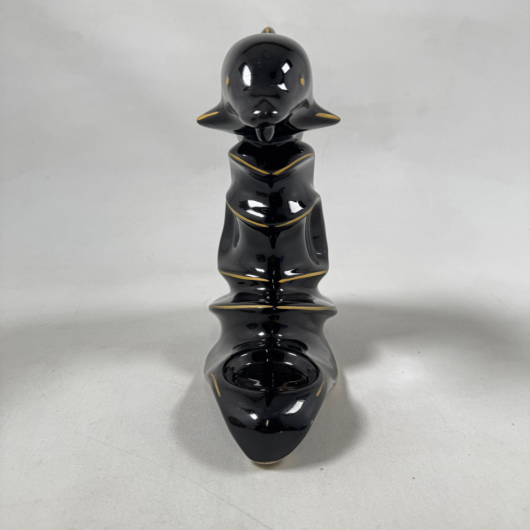 Elegant retro delfinskulptur i keramik med ljushållare