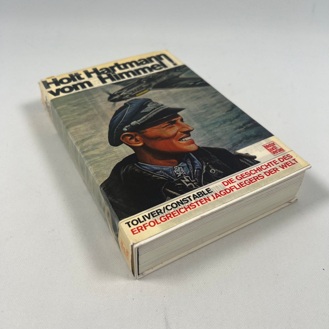 Klassisk Flyghistoria Bok med Pilotporträtt - Homy Secondhand Online