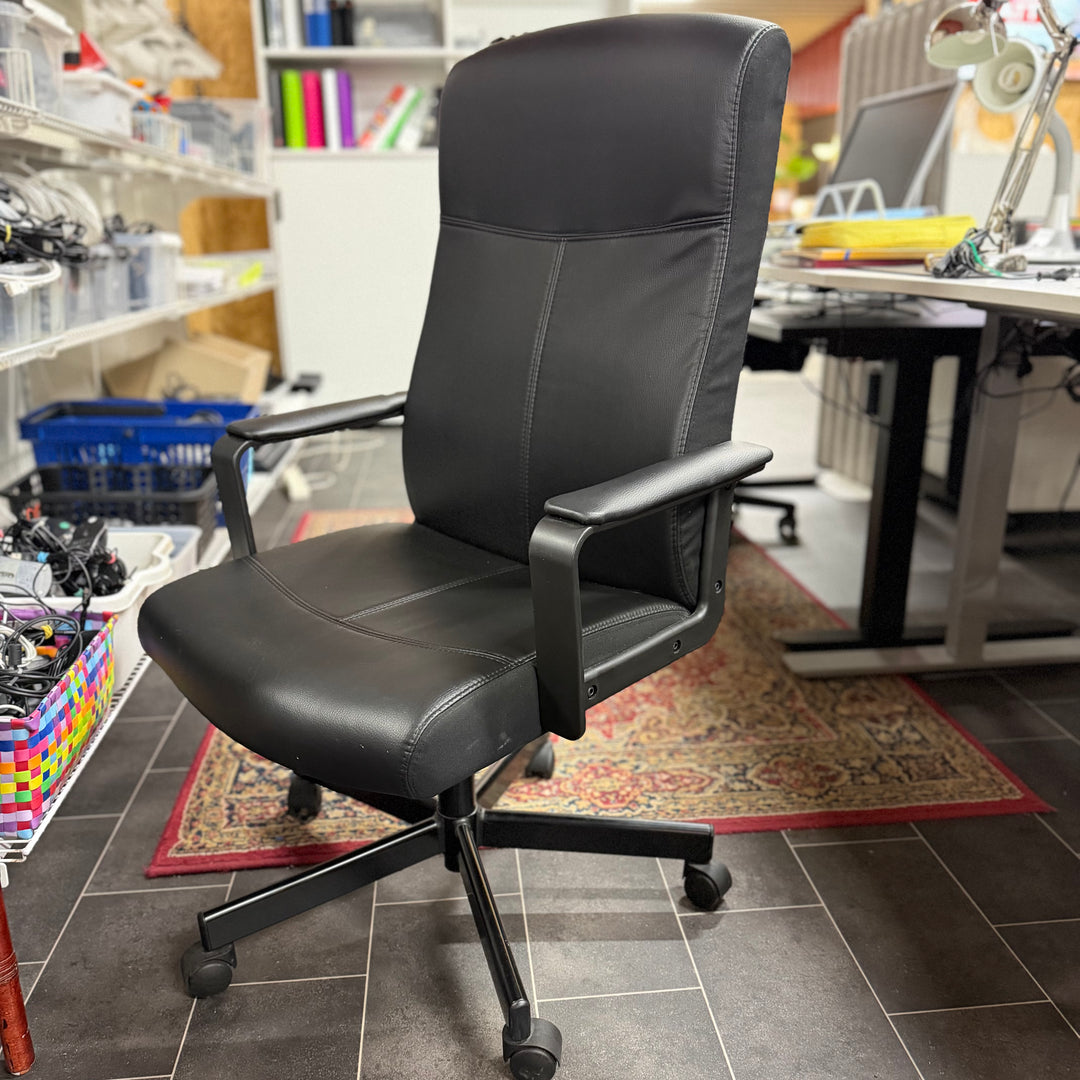 Ergonomisk svart kontorsstol IKEA MILLBERGET