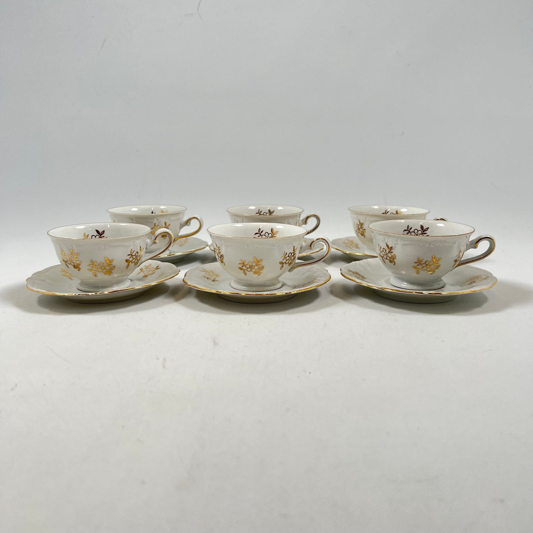 Elegant Porslinskaffekoppar med Gulddetaljer - Homy Secondhand Online
