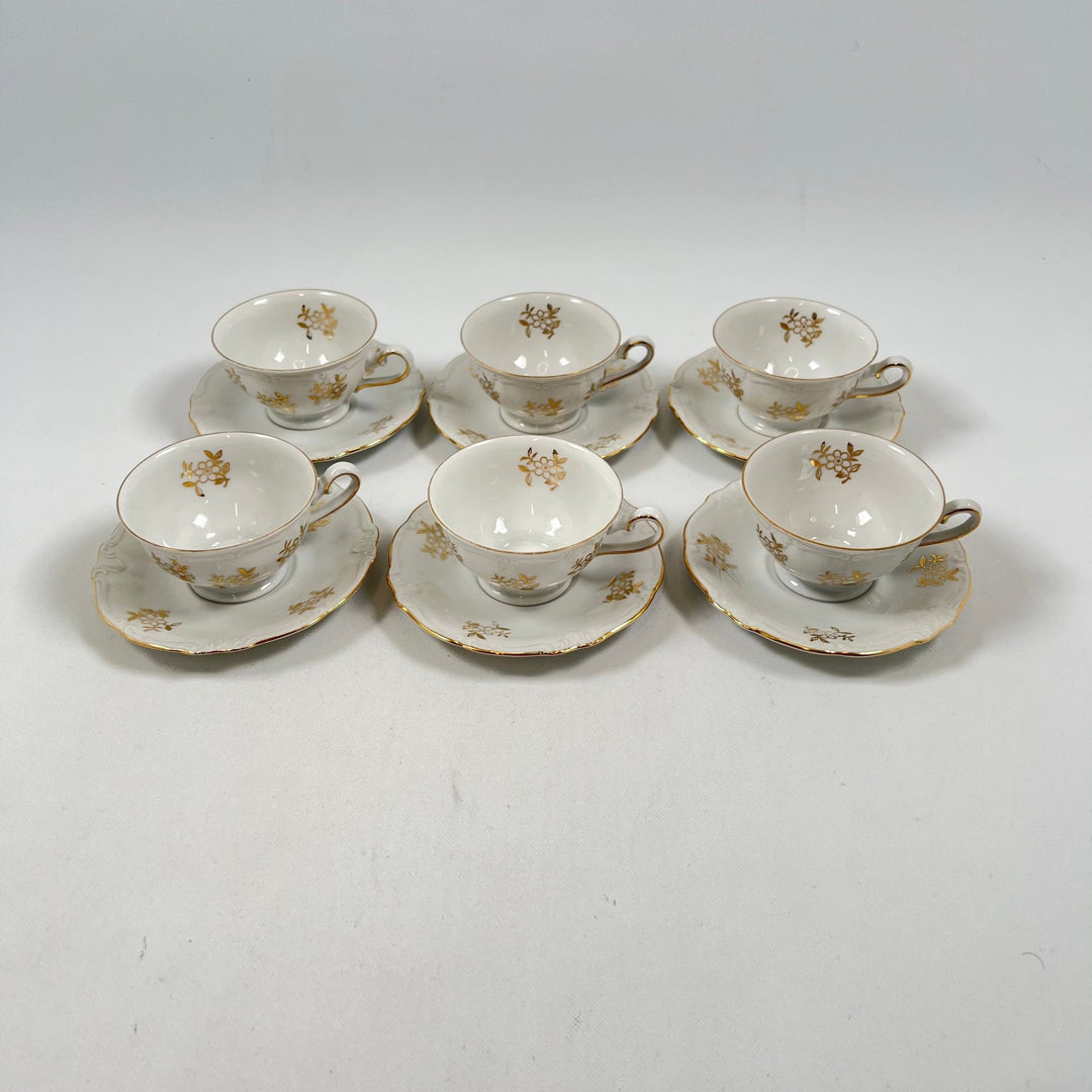 Elegant Porslinskaffekoppar med Gulddetaljer - Homy Secondhand Online