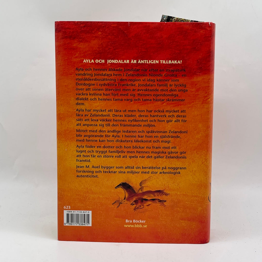 Fängslande bok Nionde Grottan Jean M. Auel
