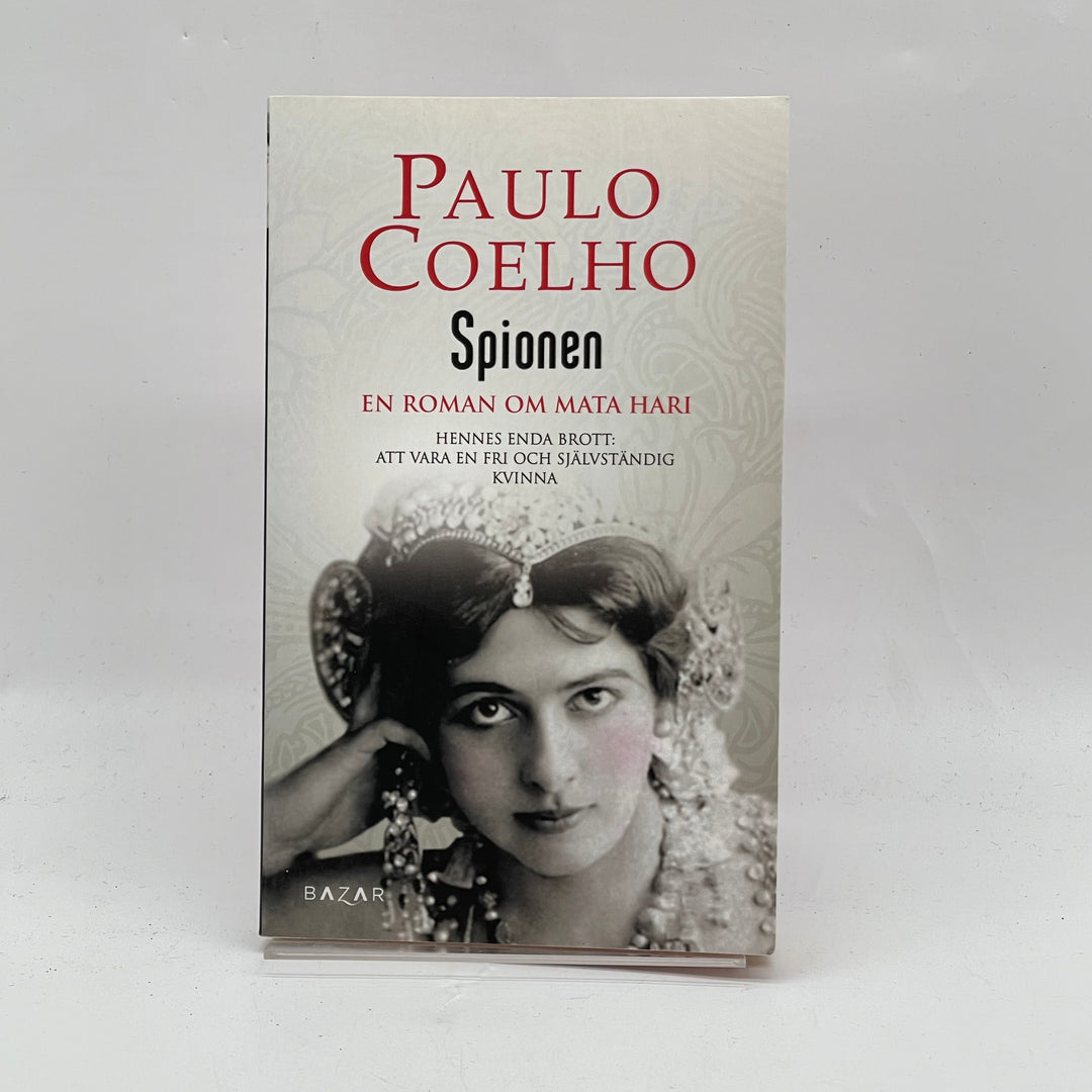 Paulo Coelho's roman "Spionen", begagnad pocketbok