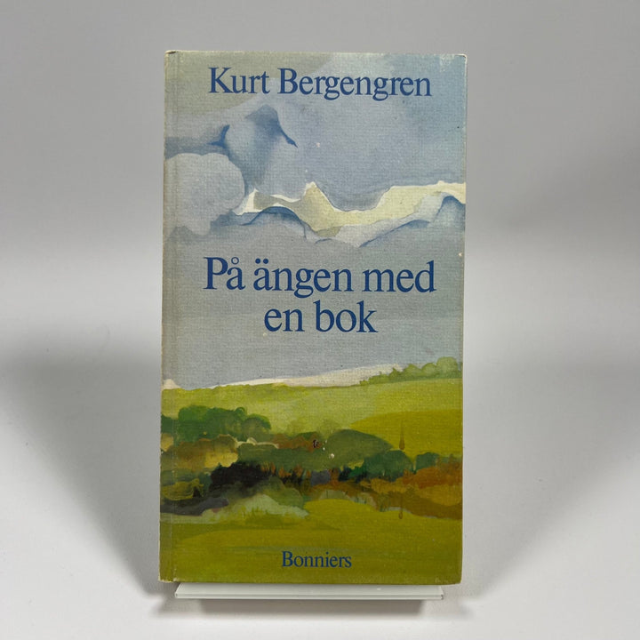 Kurt Bergengren: På ängen med en bok - Homy Secondhand Online