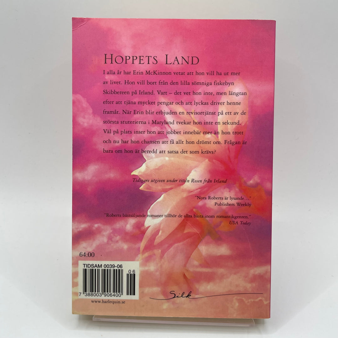 Nora Roberts roman Hoppets Land pocketbok