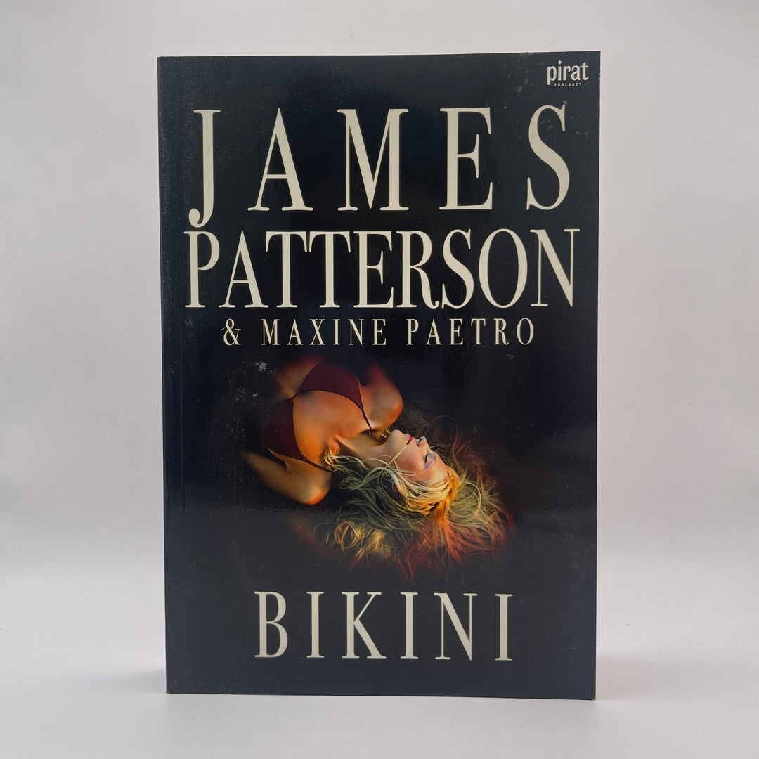 Bikini thriller av James Patterson i bra skick