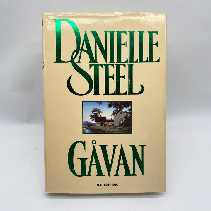 Danielle Steels retroroman Gåvan i fint skick