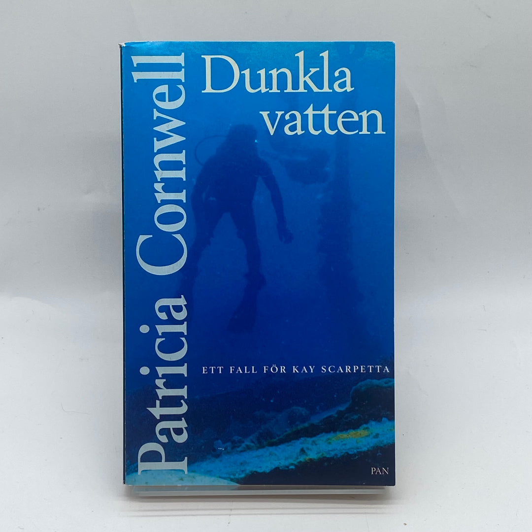 Dunkla Vatten Pocketbok av Patricia Cornwell
