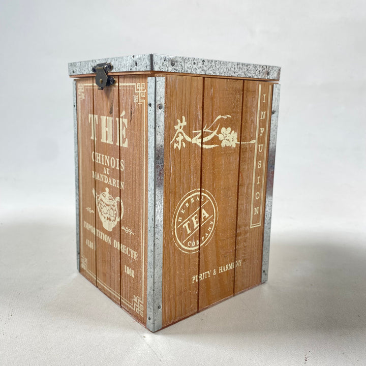 Vintage teburk i trä – “Thé Chinois au Mandarin”