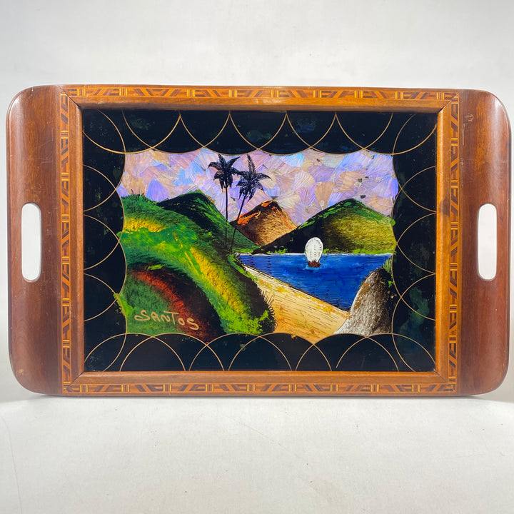 Exotisk träserveringsbricka med tropiskt landskap