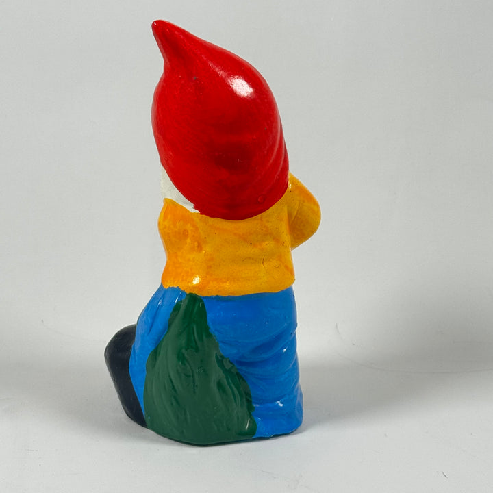 Retro handmålad tomtefigur i keramik